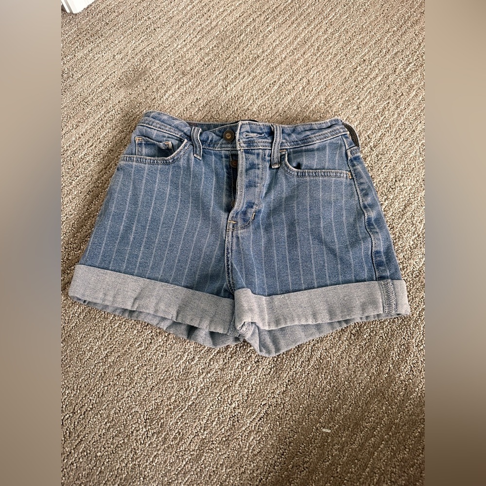 hollister jean shorts